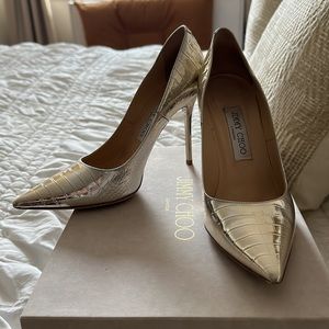 Jimmy Choo Abel light gold croc embossed pointy toe stiletto pump heel EU 37 / 7